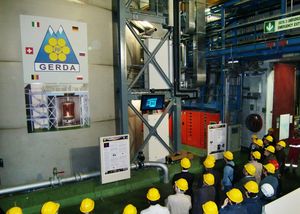 The last measurements of the GERDA experiment were analyzed and published in 2020. The phote shows the experiment's opening in 2010. (Photo: MPP)