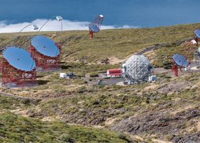 Darstellung von MAGIC- und CTA-Teleskopen auf La Palma