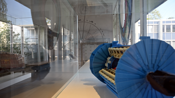 The model of the ATLAS detector in the exhibition at the MPP (Photo: B. Wankerl/MPP)